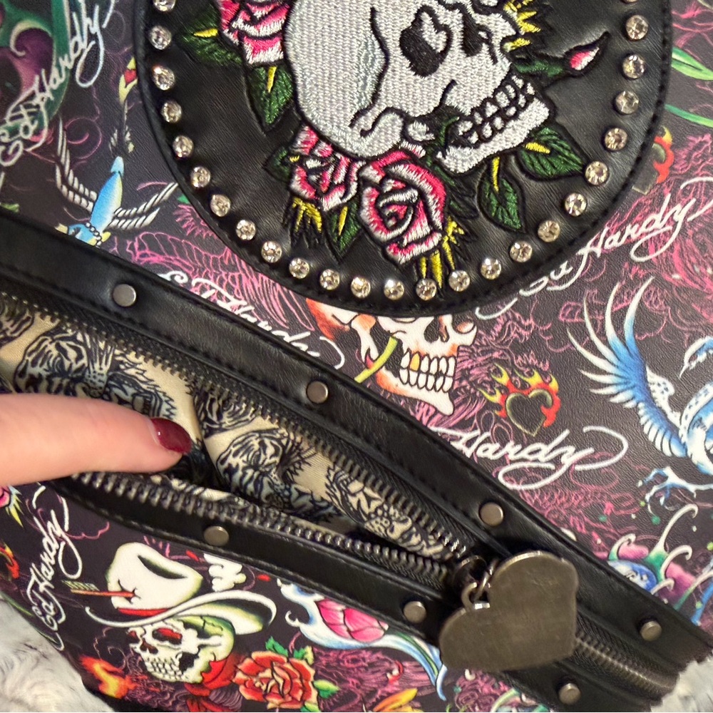 Ed Hardy Large Tote with Crossbody Strap - Picture 7 of 7
